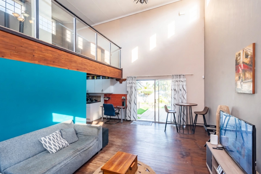 5 Bedroom Property for Sale in Poortview Gauteng