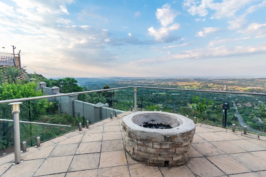 5 Bedroom Property for Sale in Poortview Gauteng