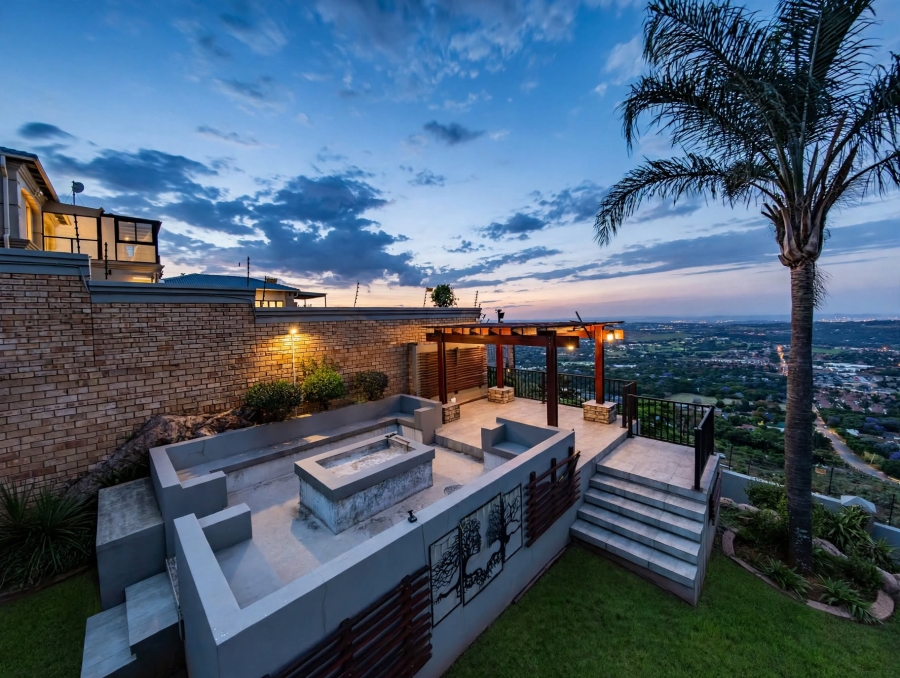 5 Bedroom Property for Sale in Poortview Gauteng