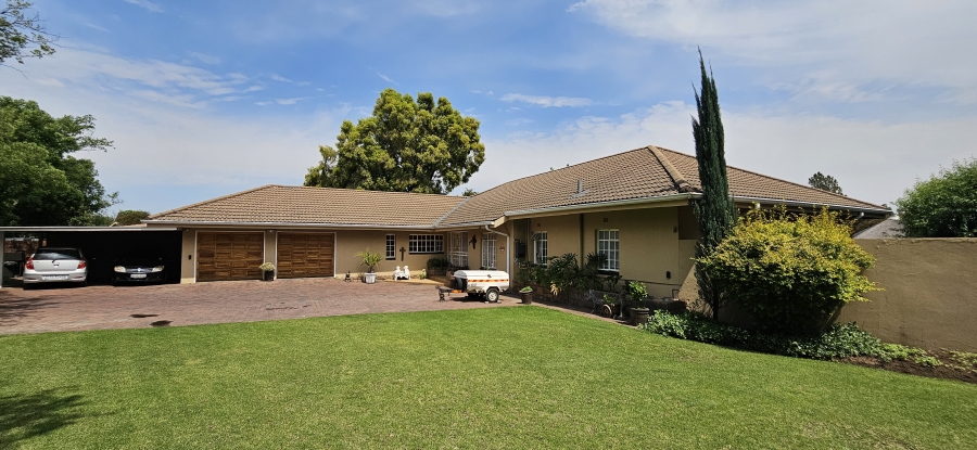 3 Bedroom Property for Sale in Three Rivers East Gauteng