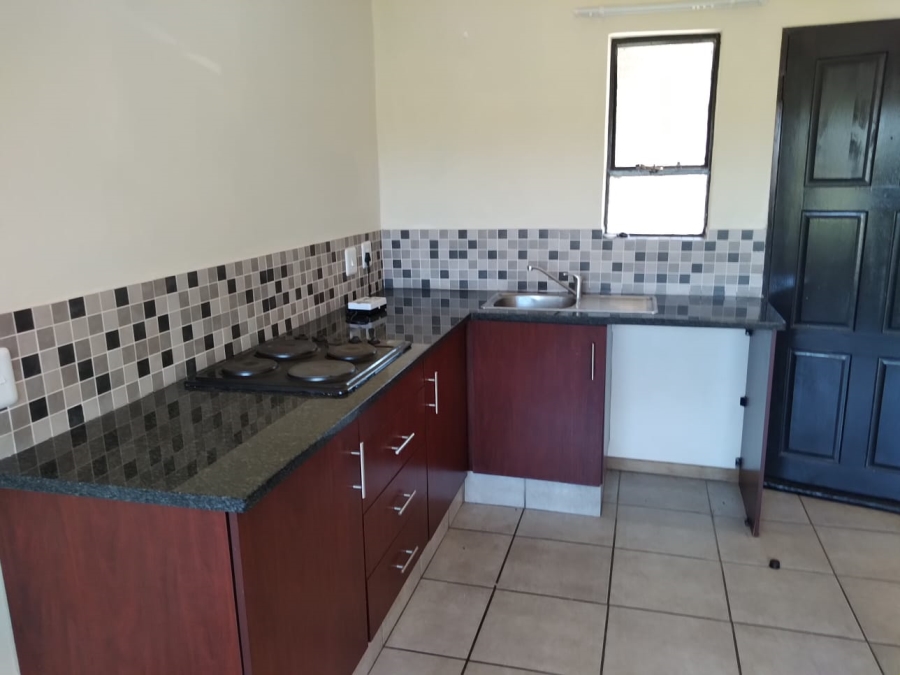 To Let 2 Bedroom Property for Rent in Discovery Gauteng