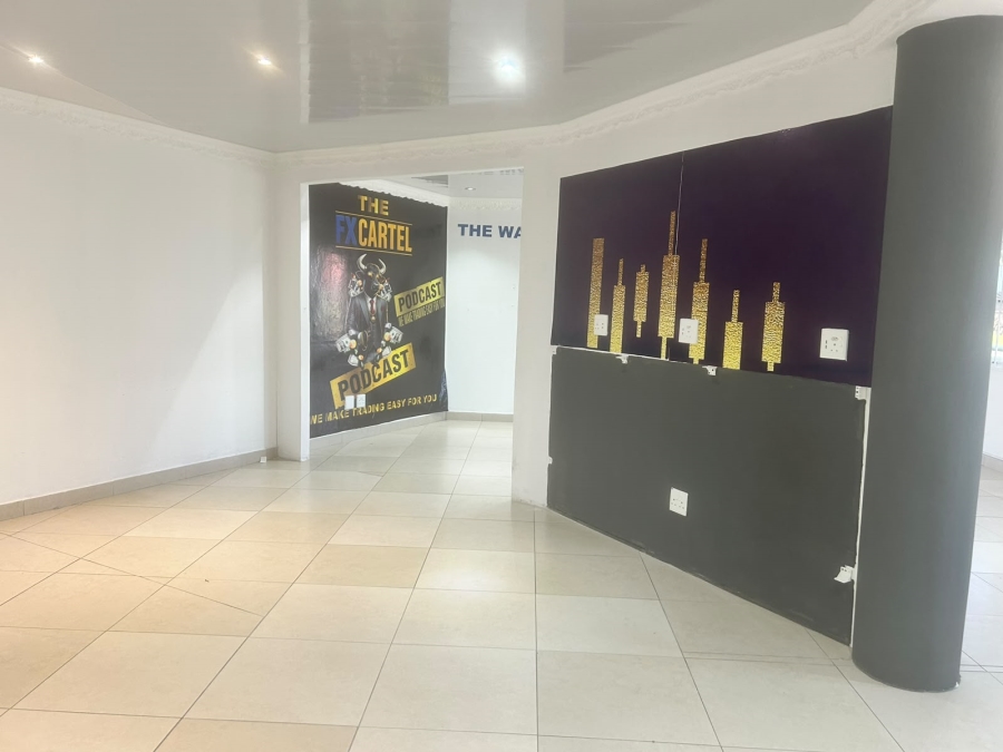 To Let Commercial Property for Rent in Mondeor Gauteng