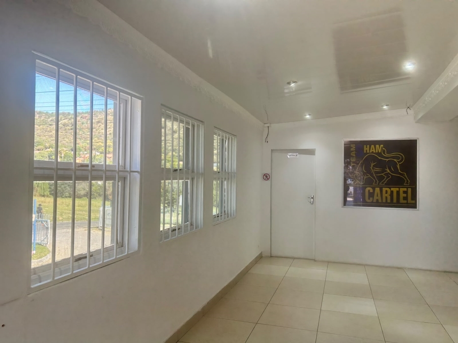 To Let Commercial Property for Rent in Mondeor Gauteng