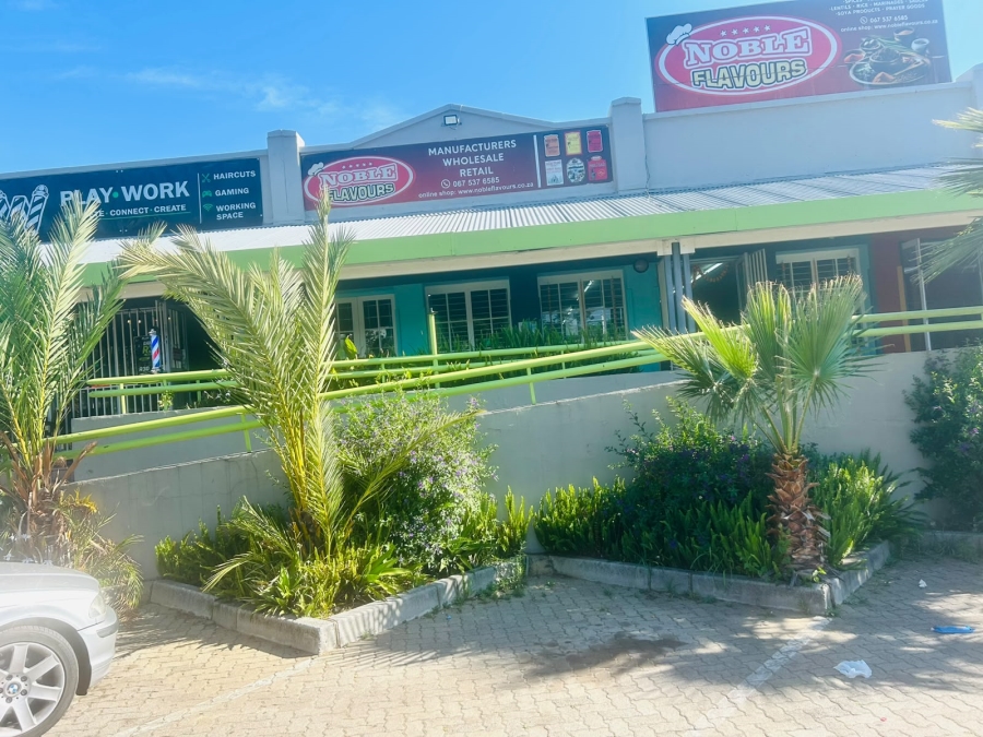 To Let Commercial Property for Rent in Mondeor Gauteng