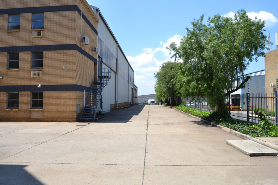 To Let Commercial Property for Rent in Jet Park Gauteng