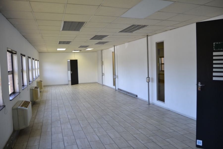 To Let Commercial Property for Rent in Jet Park Gauteng