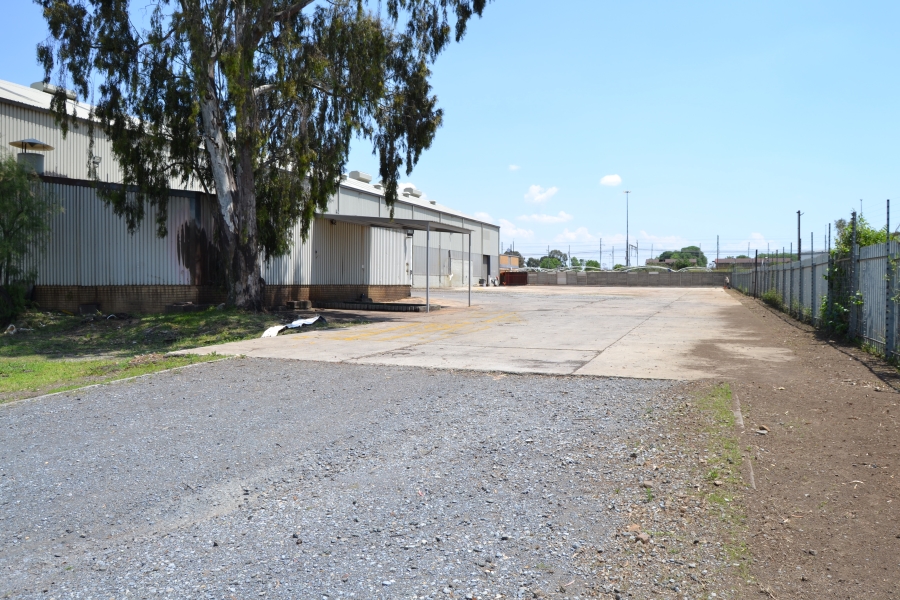To Let Commercial Property for Rent in Jet Park Gauteng