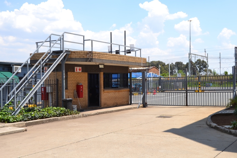 To Let Commercial Property for Rent in Jet Park Gauteng
