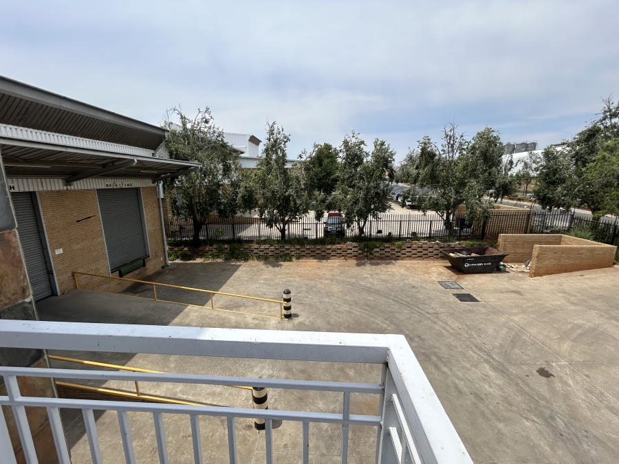 To Let Commercial Property for Rent in Spartan Gauteng