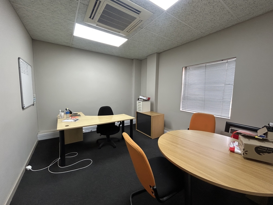 To Let Commercial Property for Rent in Spartan Gauteng