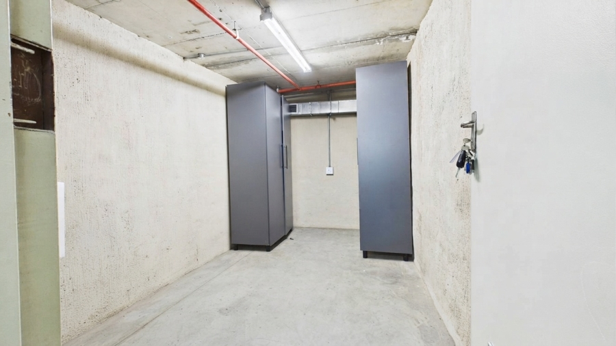 2 Bedroom Property for Sale in Sandhurst Gauteng