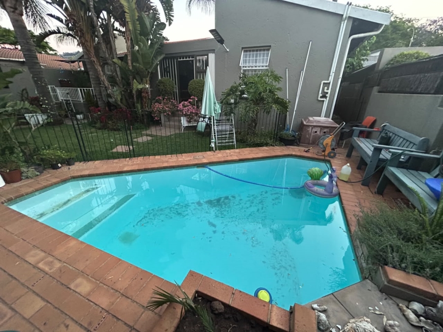 To Let 3 Bedroom Property for Rent in Allens Nek Gauteng