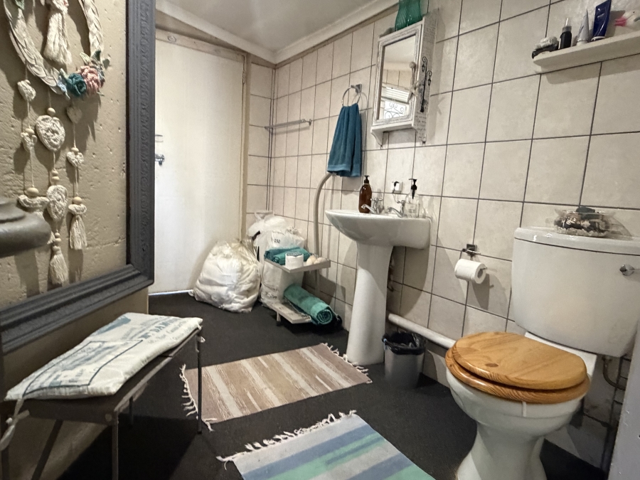 5 Bedroom Property for Sale in Moregloed Gauteng