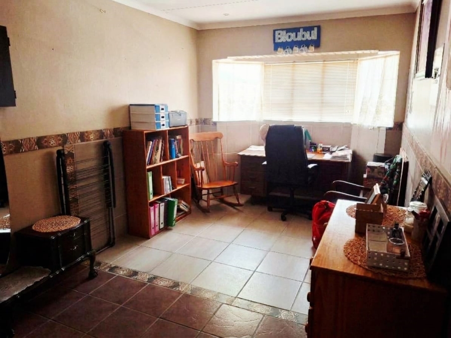 3 Bedroom Property for Sale in Waverley Gauteng