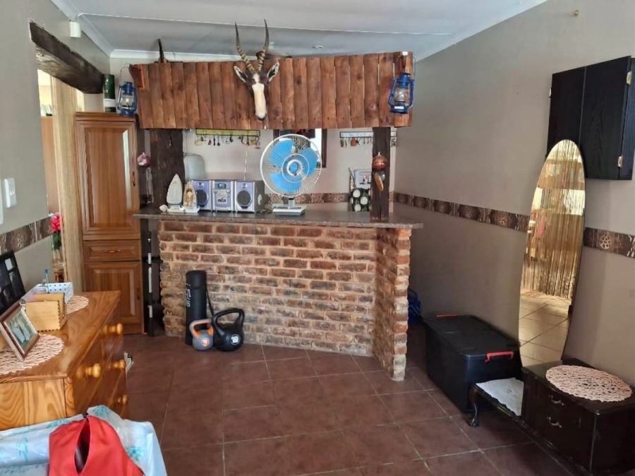 3 Bedroom Property for Sale in Waverley Gauteng
