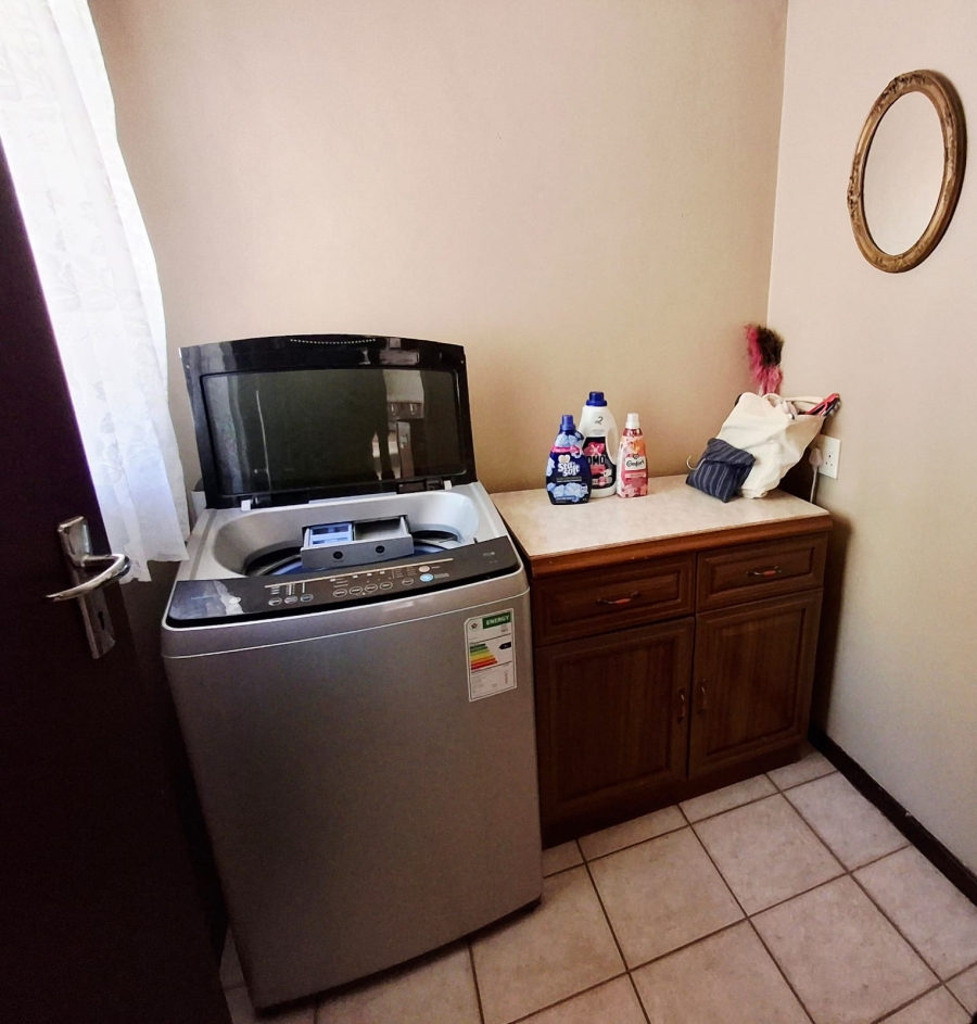 3 Bedroom Property for Sale in Waverley Gauteng