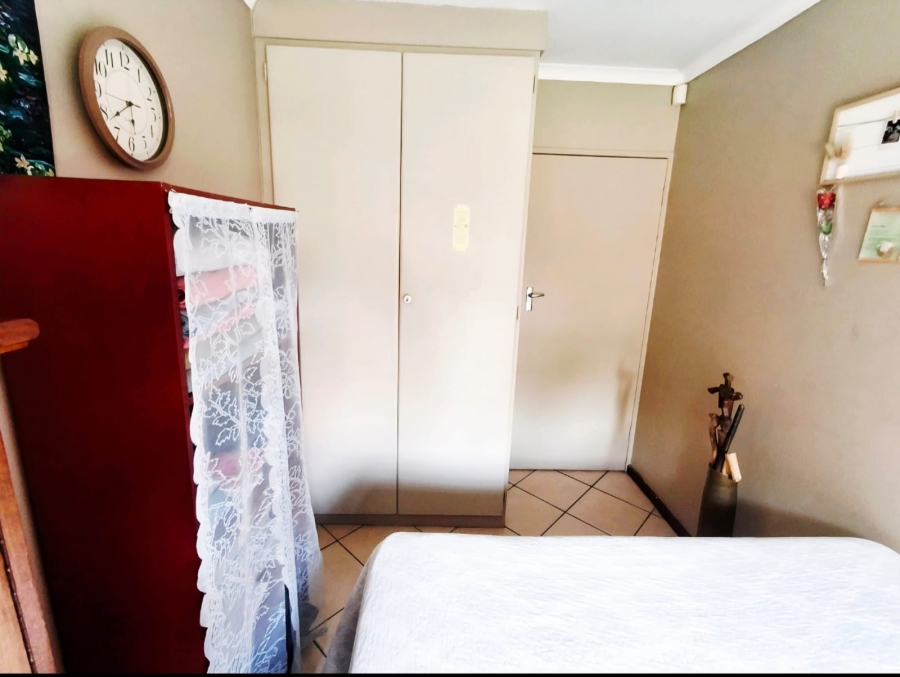 3 Bedroom Property for Sale in Waverley Gauteng