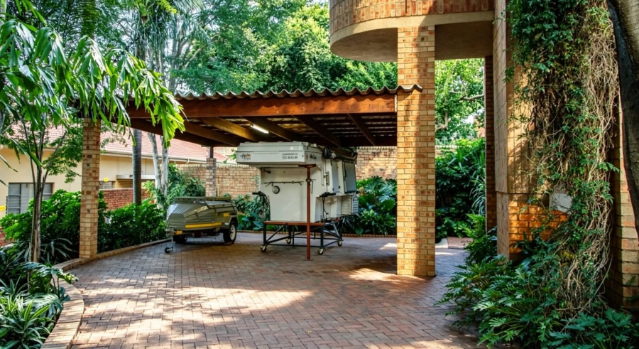 4 Bedroom Property for Sale in Florauna Gauteng