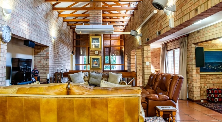 4 Bedroom Property for Sale in Florauna Gauteng