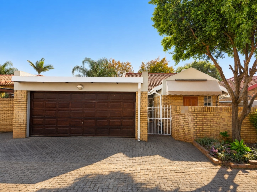2 Bedroom Property for Sale in Theresa Park Gauteng