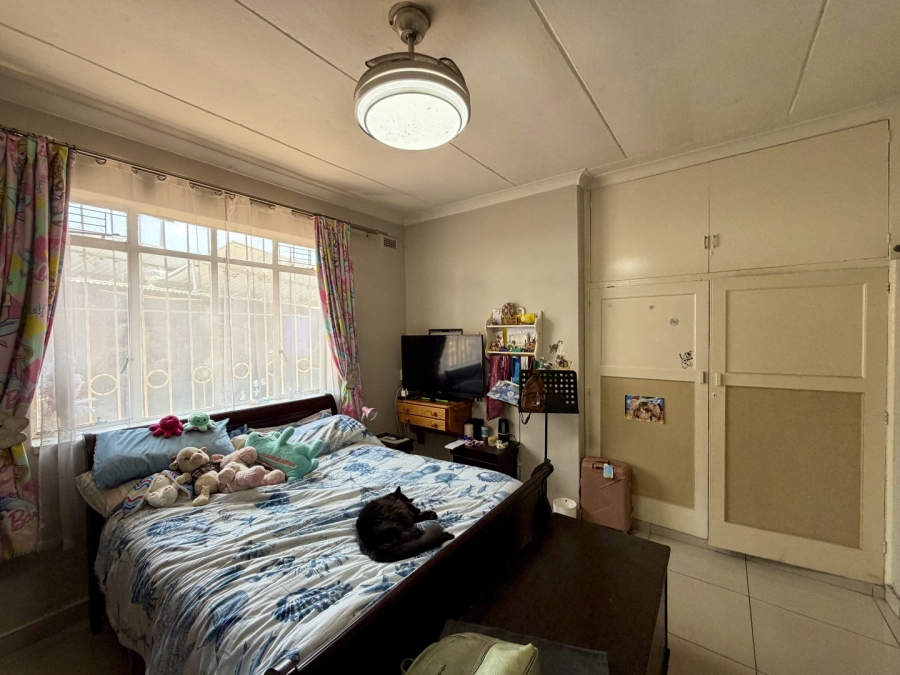 6 Bedroom Property for Sale in Ekklesia Gauteng