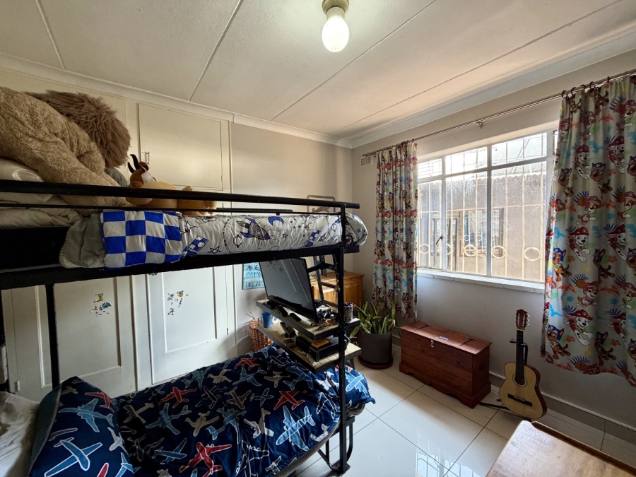 6 Bedroom Property for Sale in Ekklesia Gauteng