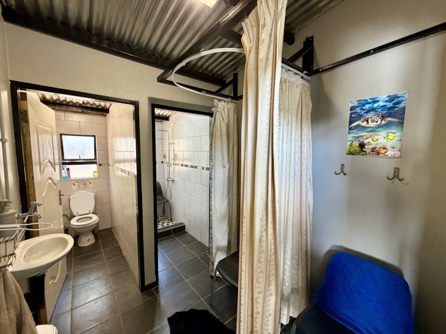 6 Bedroom Property for Sale in Ekklesia Gauteng