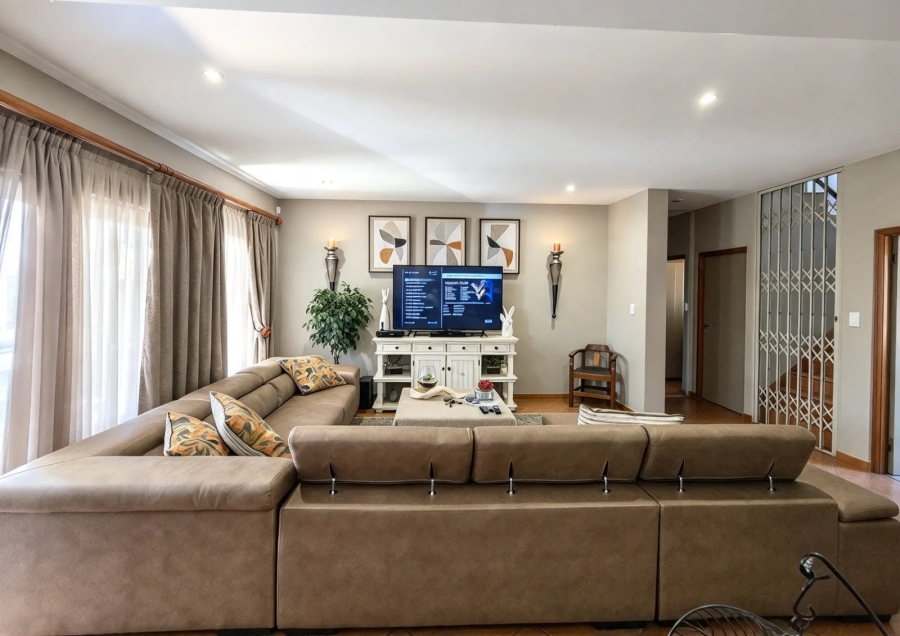To Let 3 Bedroom Property for Rent in Magalieskruin Gauteng