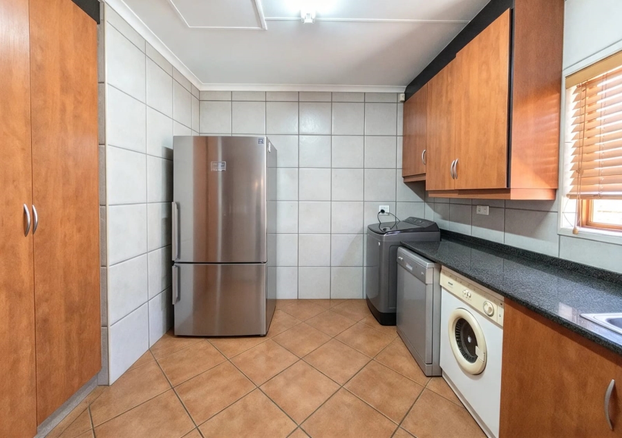 To Let 3 Bedroom Property for Rent in Magalieskruin Gauteng