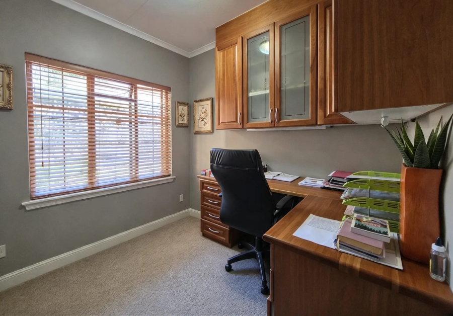 To Let 3 Bedroom Property for Rent in Magalieskruin Gauteng