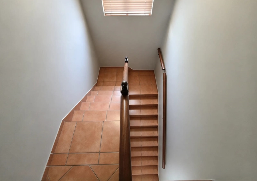 To Let 3 Bedroom Property for Rent in Magalieskruin Gauteng