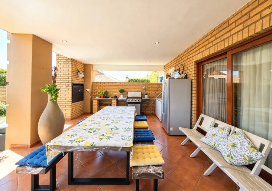 To Let 3 Bedroom Property for Rent in Magalieskruin Gauteng
