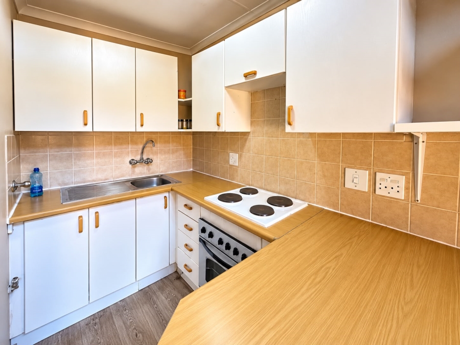 To Let 1 Bedroom Property for Rent in Eldo Glen Gauteng