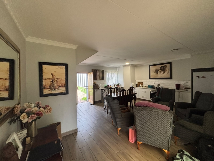 2 Bedroom Property for Sale in Greenstone Hill Gauteng
