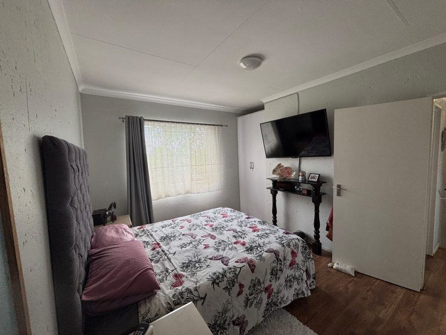 2 Bedroom Property for Sale in Greenstone Hill Gauteng