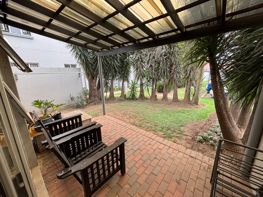 2 Bedroom Property for Sale in Greenstone Hill Gauteng