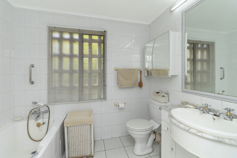 3 Bedroom Property for Sale in Bryanston Gauteng