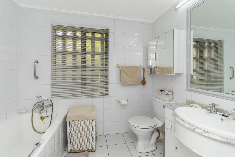 3 Bedroom Property for Sale in Bryanston Gauteng