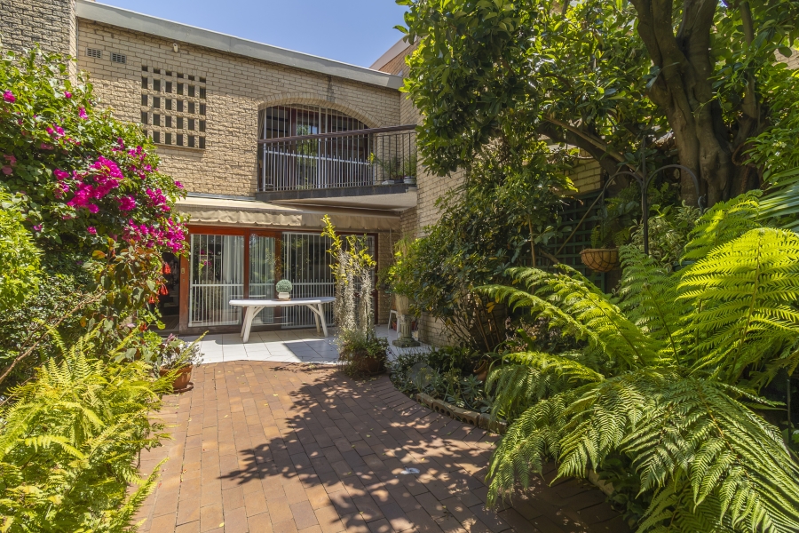 3 Bedroom Property for Sale in Bryanston Gauteng