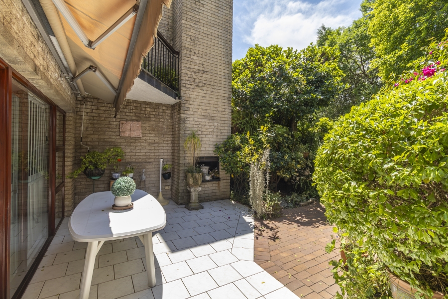 3 Bedroom Property for Sale in Bryanston Gauteng