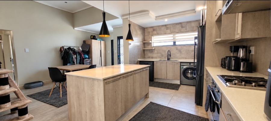 3 Bedroom Property for Sale in Rynfield Gauteng