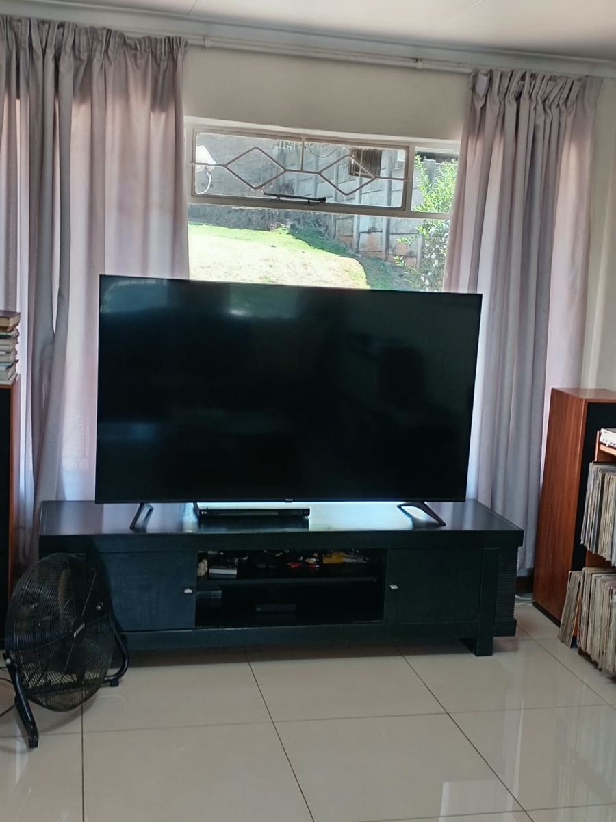 3 Bedroom Property for Sale in Lindhaven Gauteng