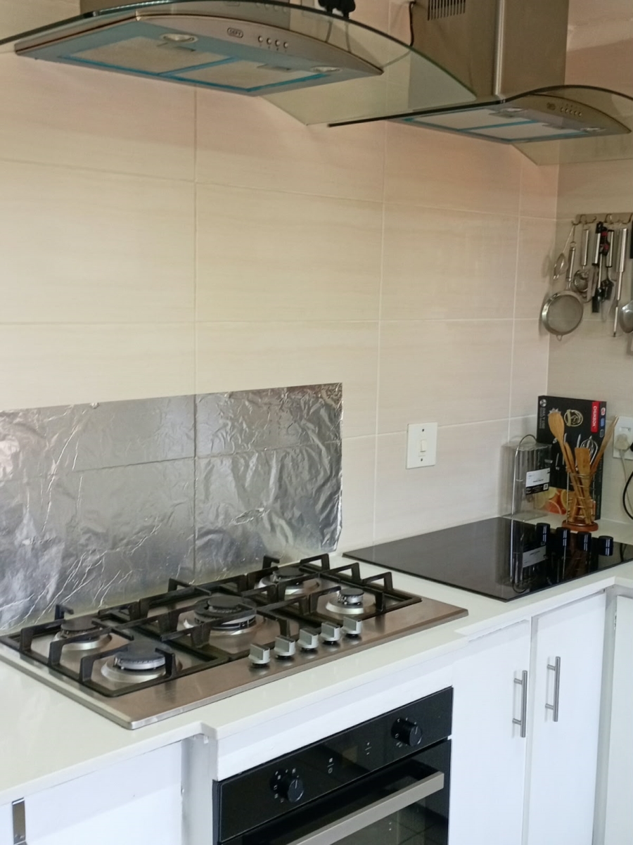 3 Bedroom Property for Sale in Lindhaven Gauteng