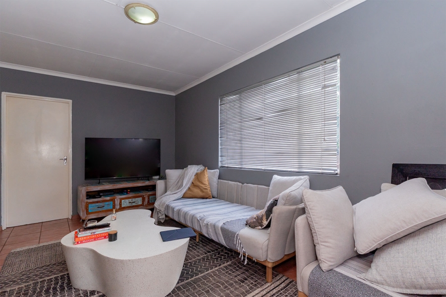 4 Bedroom Property for Sale in Wendywood Gauteng