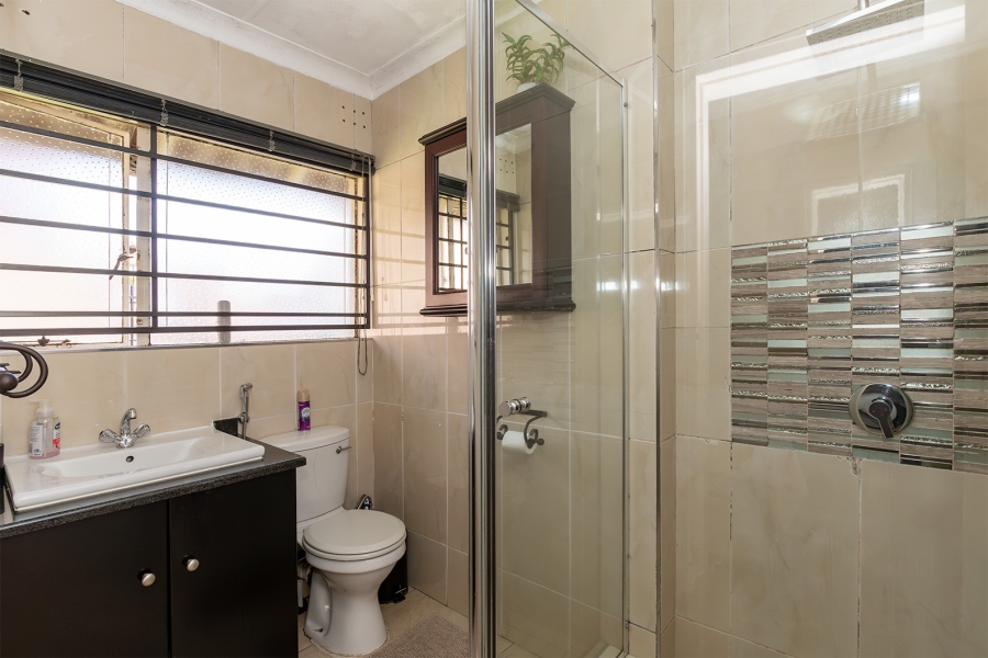 4 Bedroom Property for Sale in Wendywood Gauteng