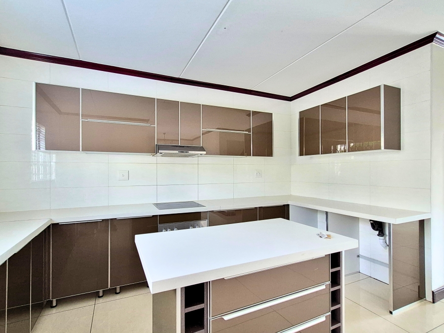 3 Bedroom Property for Sale in Carlswald Gauteng
