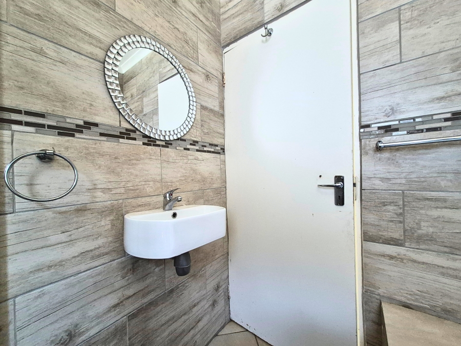 2 Bedroom Property for Sale in Summerset Gauteng