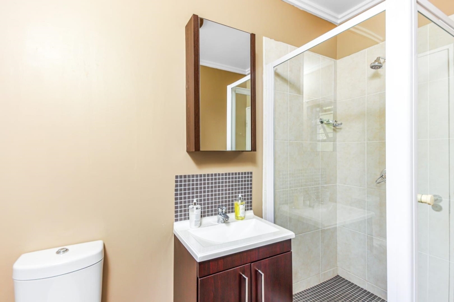 3 Bedroom Property for Sale in Broadacres Gauteng