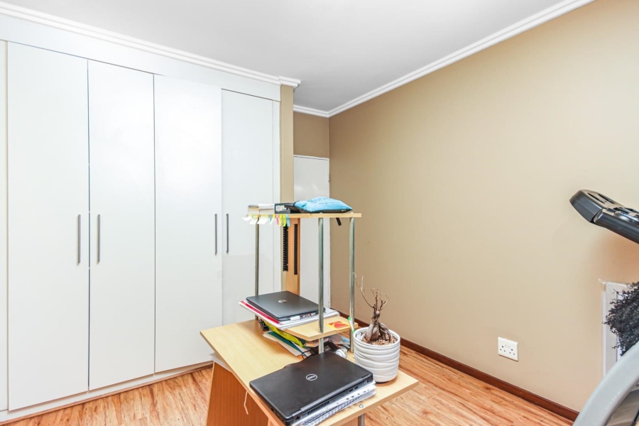 3 Bedroom Property for Sale in Broadacres Gauteng
