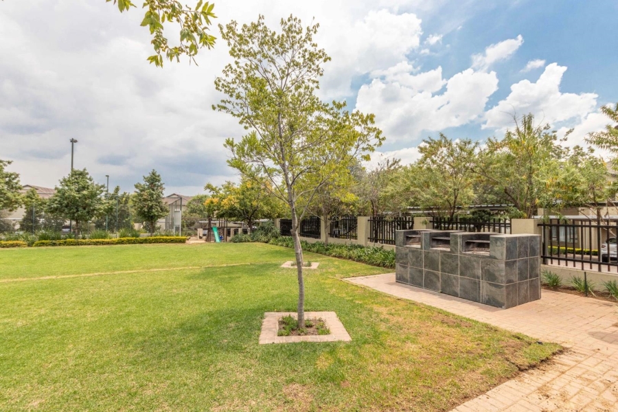 3 Bedroom Property for Sale in Broadacres Gauteng